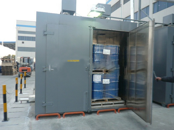 江蘇省連云港市某化工公司采購原料桶烘箱設備